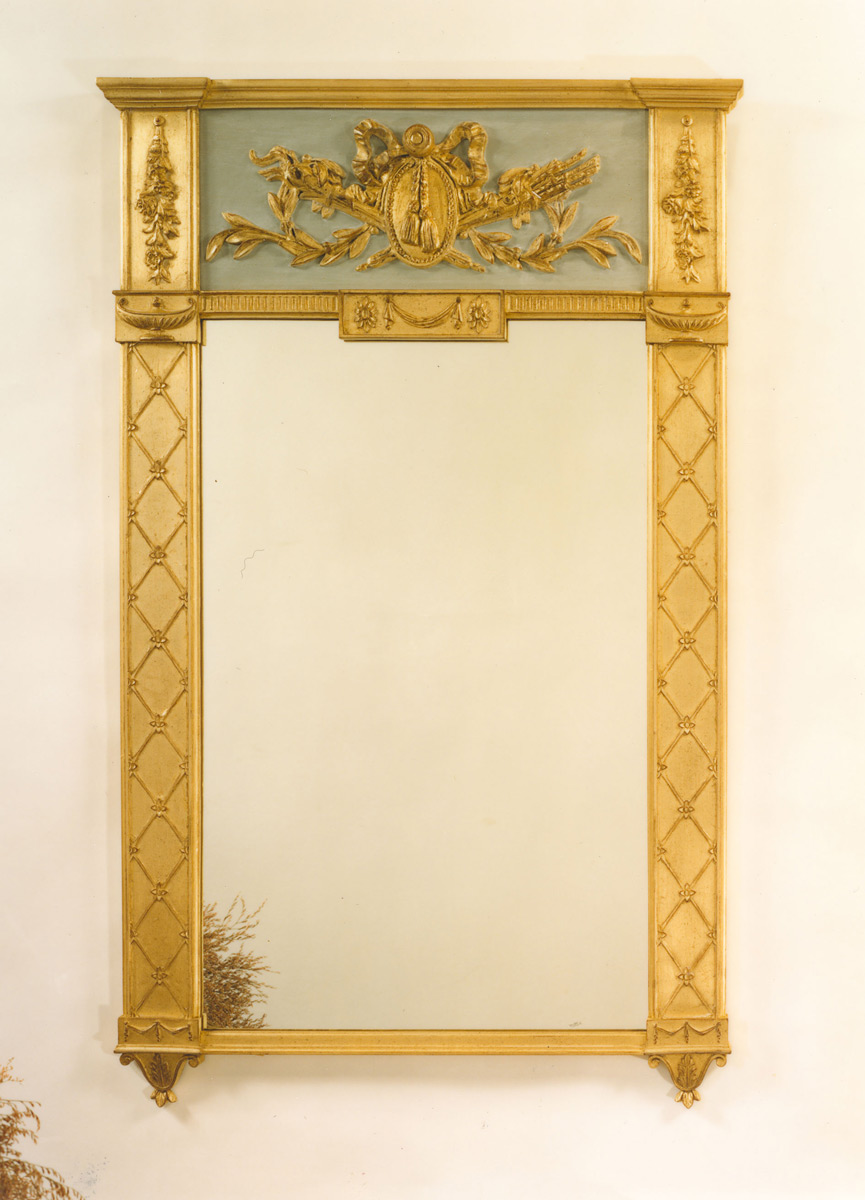 1010 Hepplewhite with Plaque Mirror 29×46