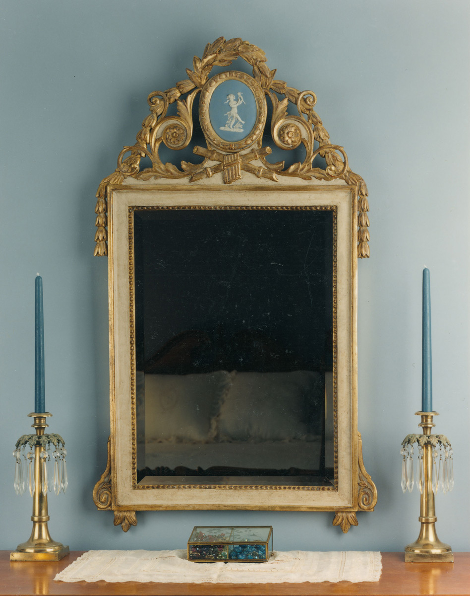 1042 French Flute Mirror 24.5×42