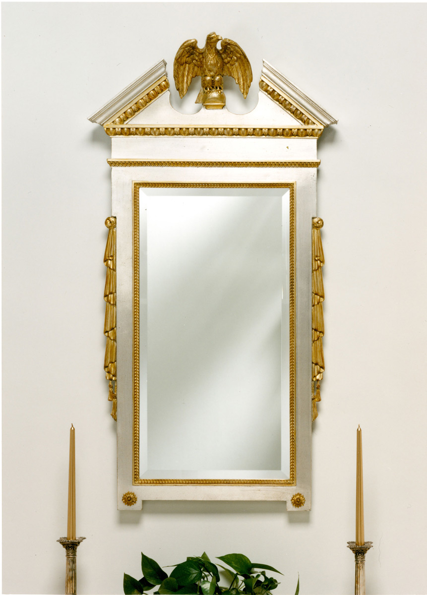 1070 Georgian Eagle Mirror 25×47