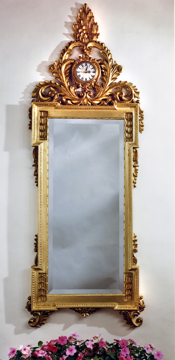 1084 Sorrento With Clock Mirror 18×52