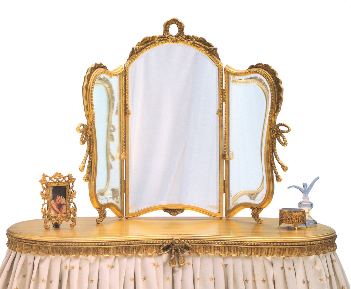 1235 Flounced Vanity Mirror 34.5×29