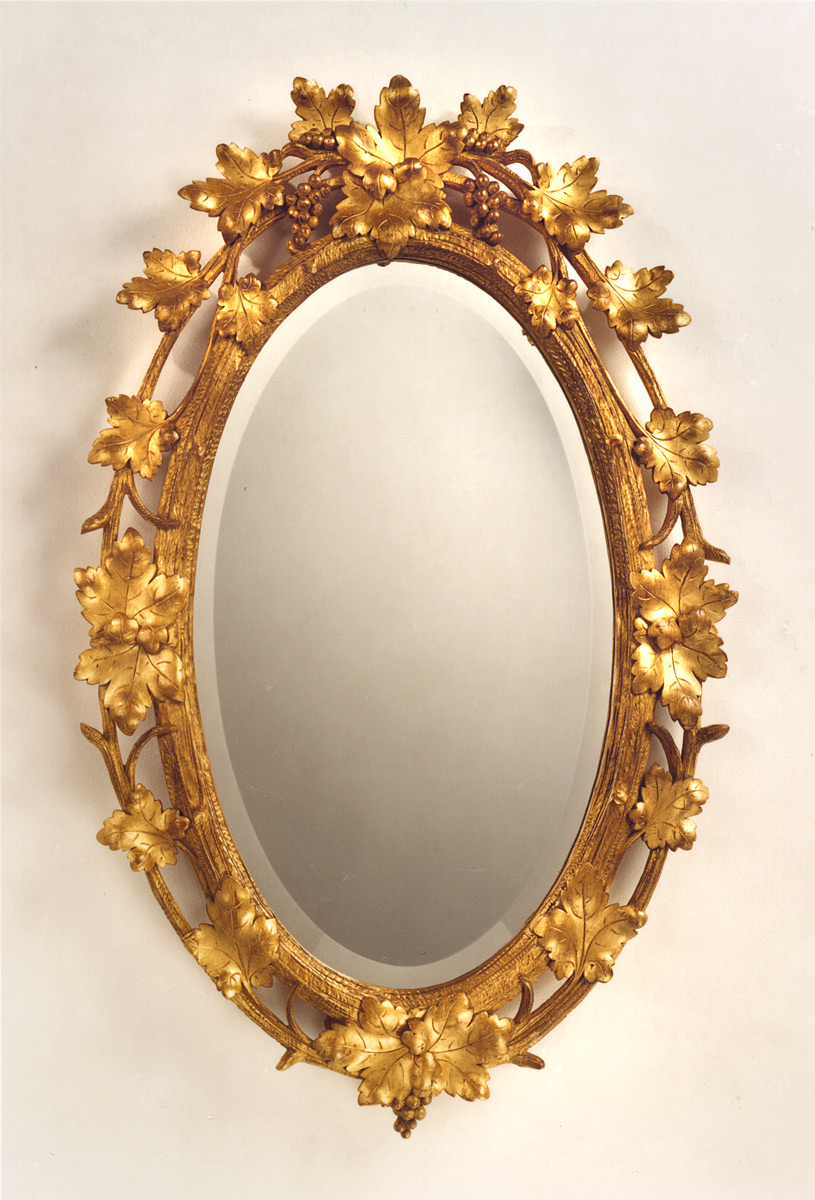 1401 Black Forest Oval Mirror 22×35