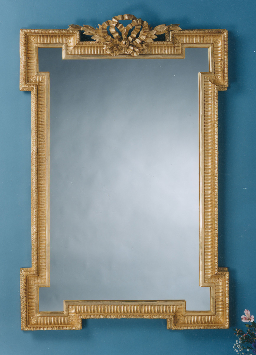 0018 Fluted Bow Mirror 30×47