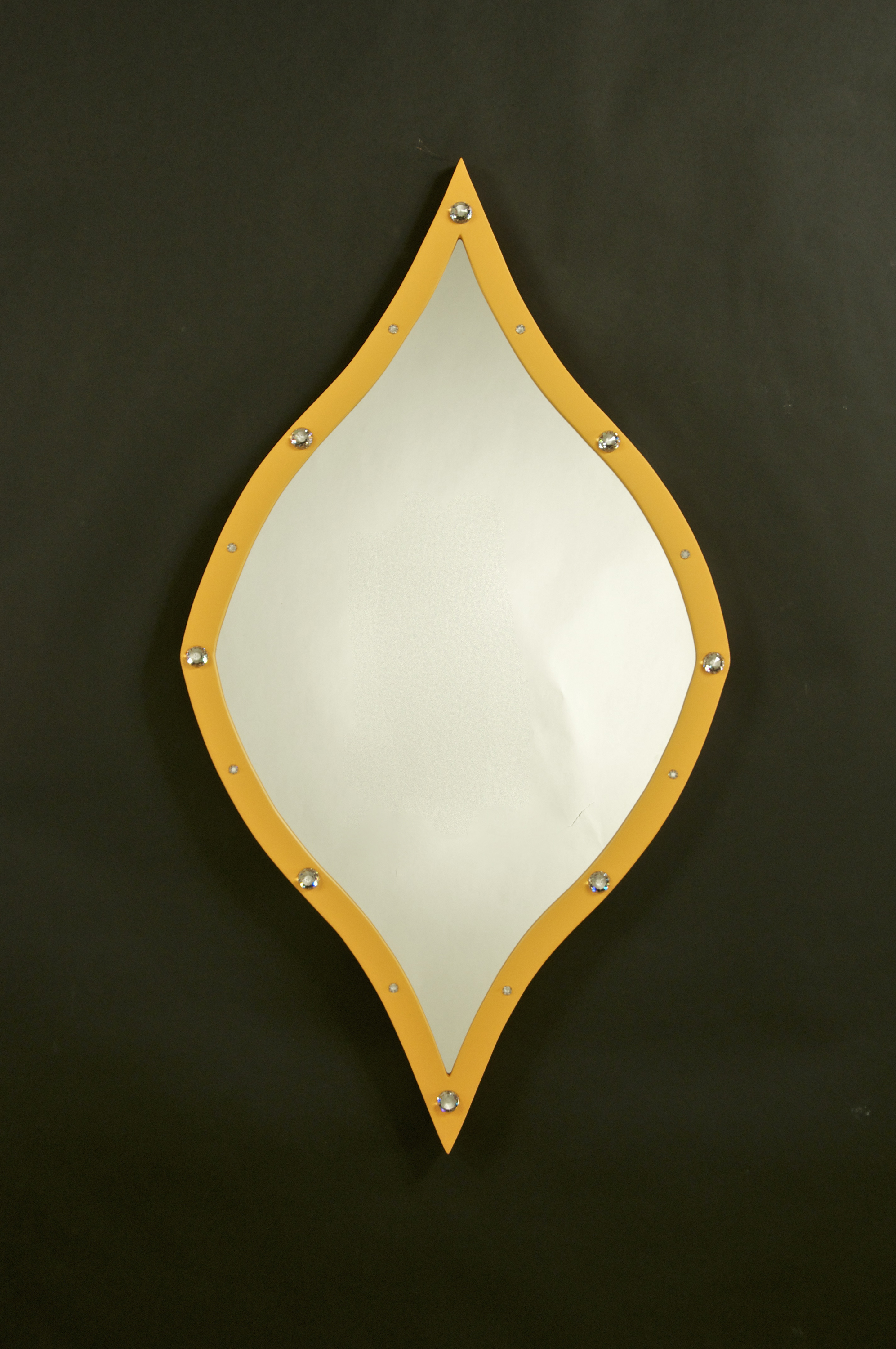 4705 Marquise 20×38