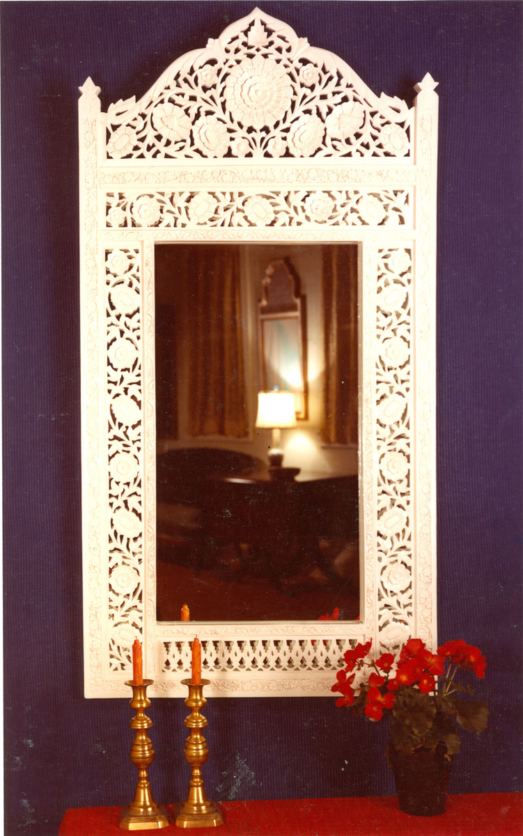 0501 Taj Mirror 29×55