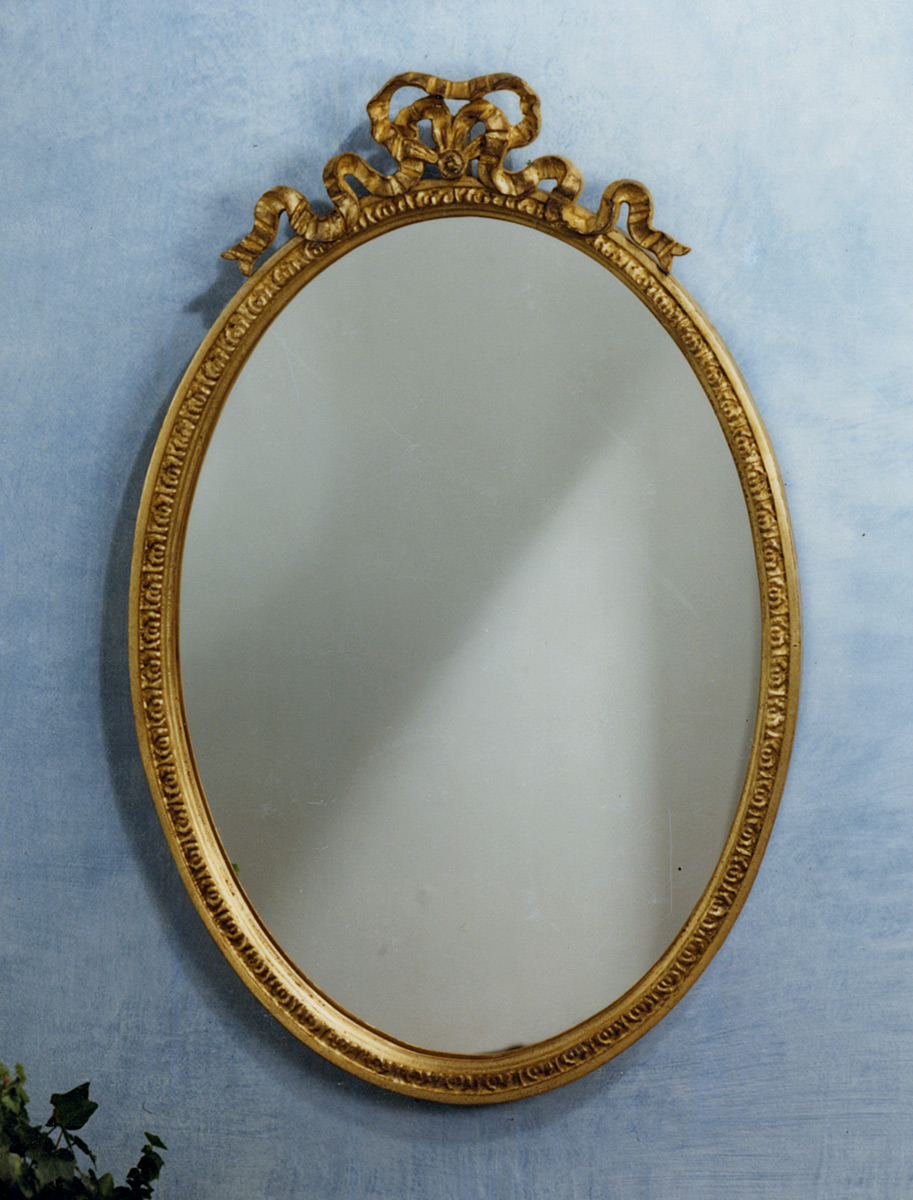 5171 Bow Oval -- Vertical Mirror 19.5×31