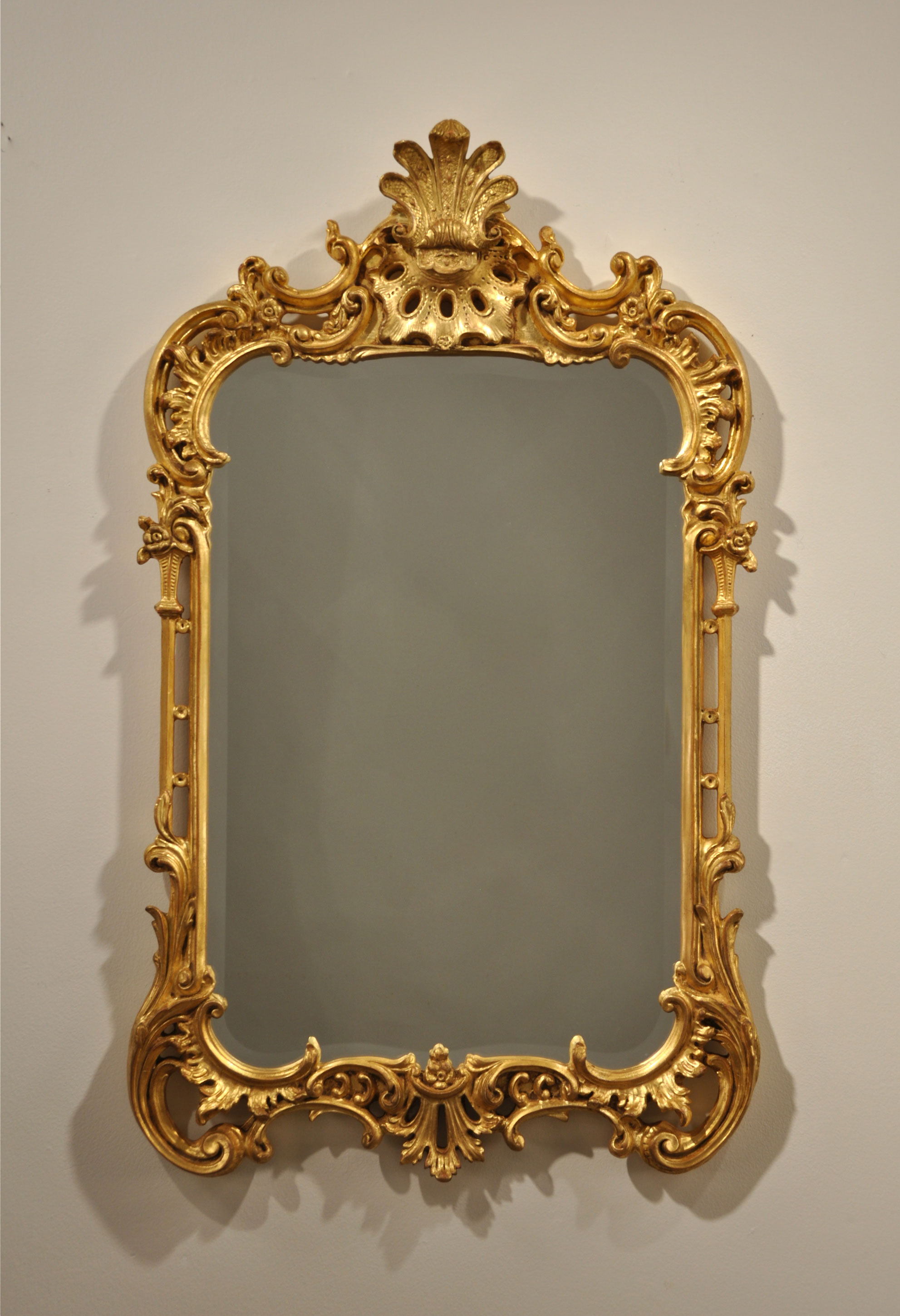 5198 Chippendale with Plume Mirror 26×42