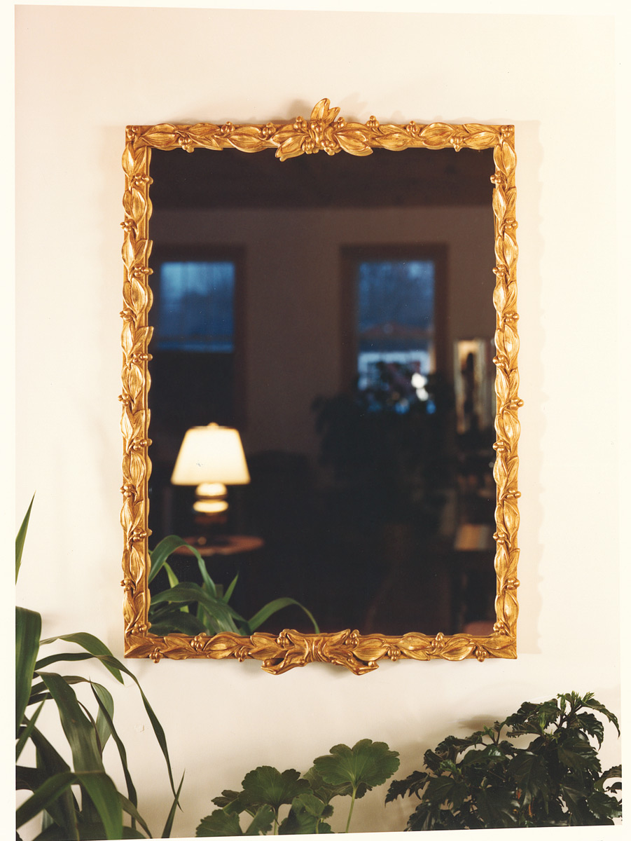 5203 Leaf & Berry Mirror 24×33