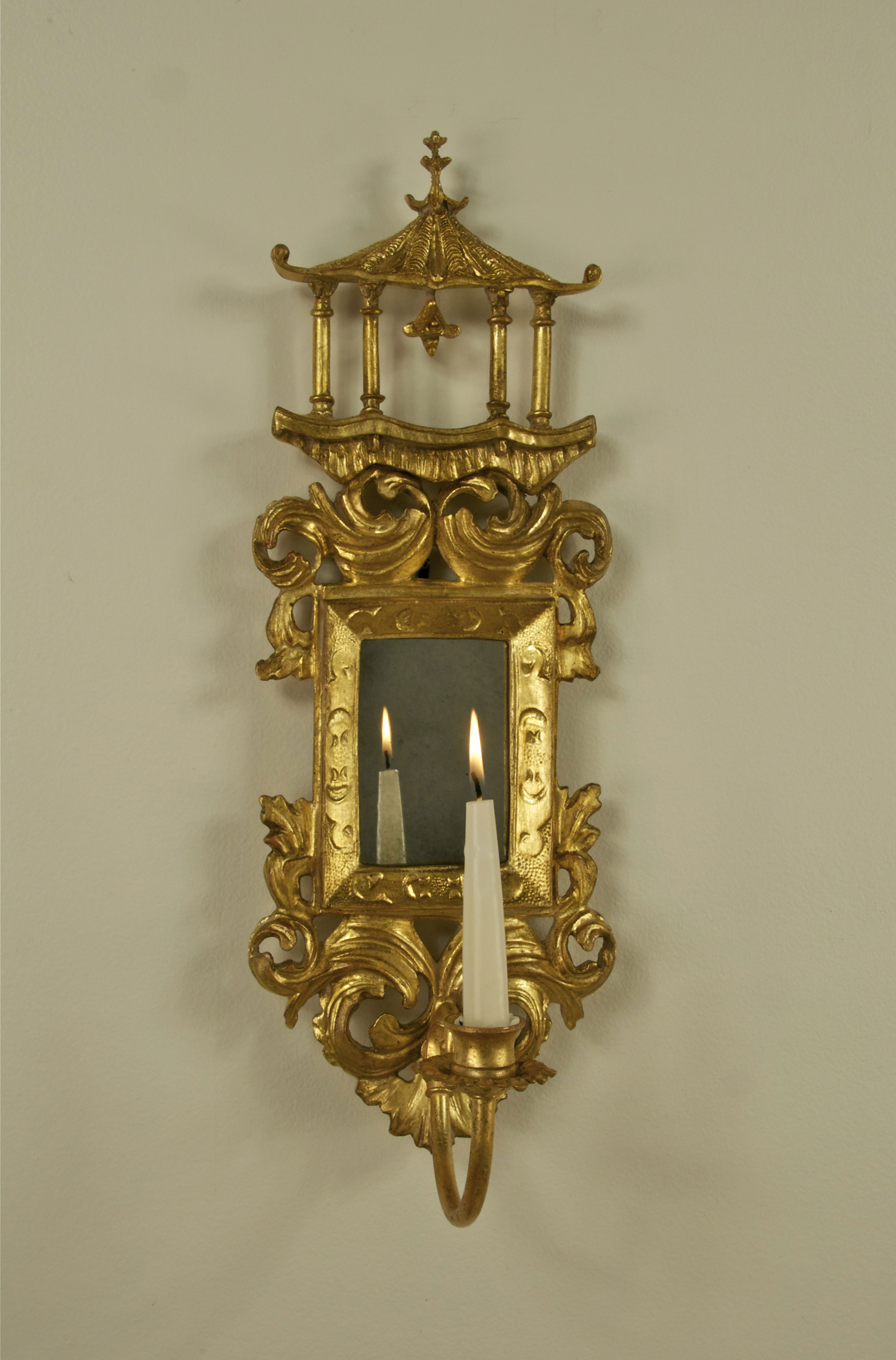 5401 Pagoda Sconce 7.5×22