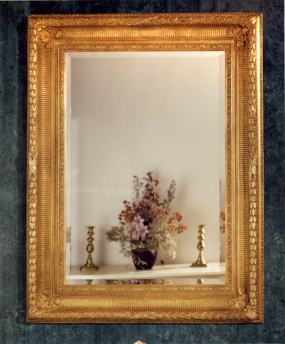 5911 London Mirror 33×44