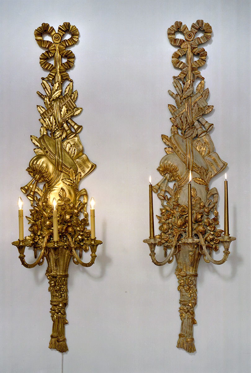 7121 Rosecliff Musical Sconce 18×66